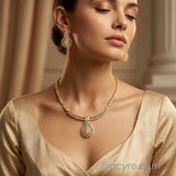 The Saffron Yellowgold A.D Necklace
