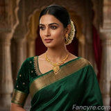 The Avisha Goldforming Necklace