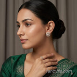 The Chilam Yellowgold A.D Earring