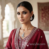 The Haze Whitegold A.D Pendant Earring
