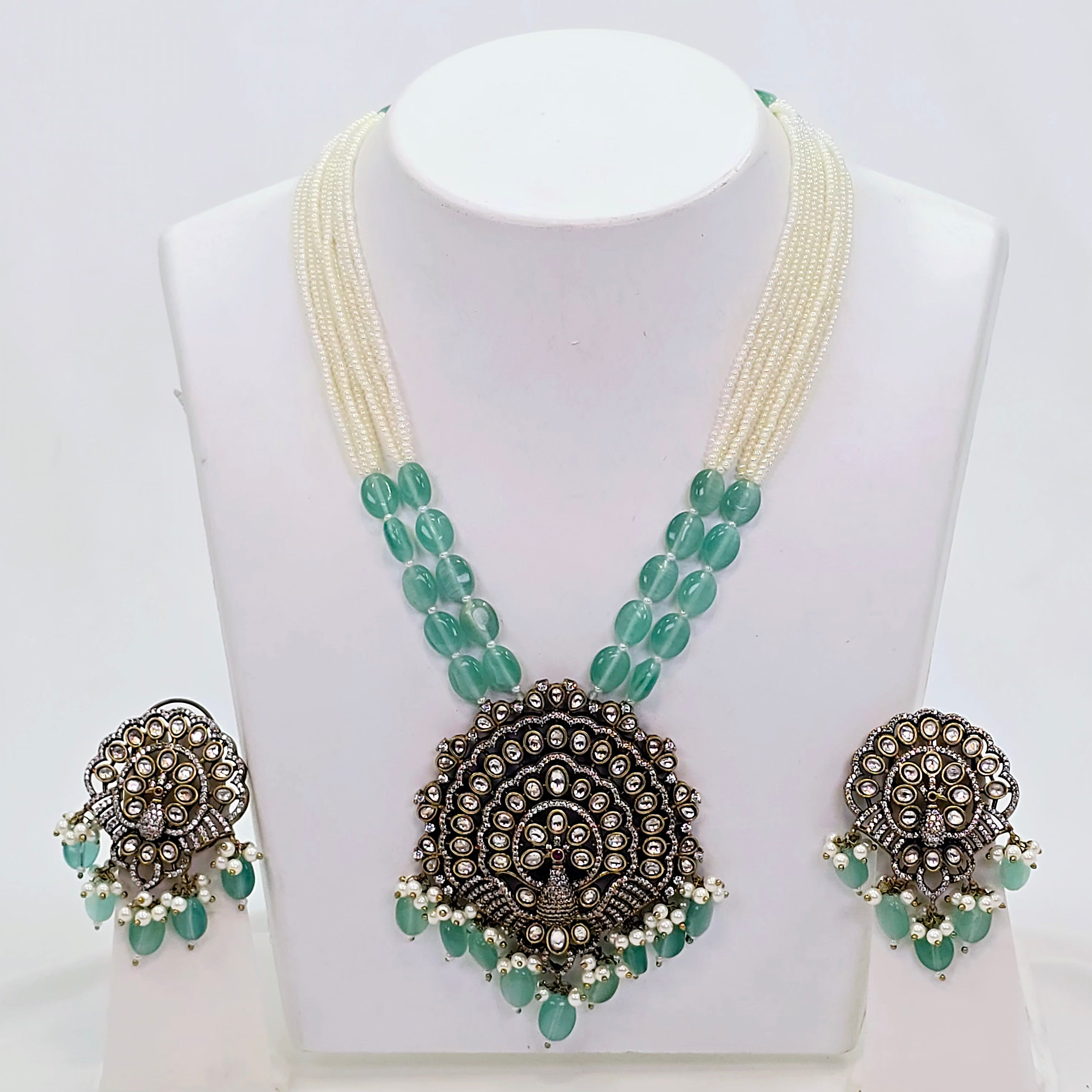 The Leher Beeds Necklace
