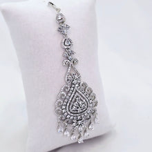 The Hazel Whitegold A.D Bindi