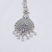 The Hazel Whitegold A.D Bindi