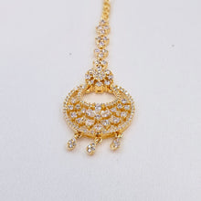 The Idhika Yellowgold A.D Bindi