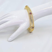 The pakhi Kempu Bangle