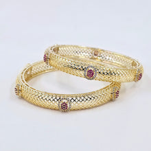 The pakhi Kempu Bangle
