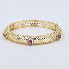 The pakhi Kempu Bangle