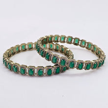 The Bela Victorian Polish Bangle