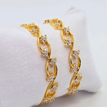 The Nabhita Kempu Bangle