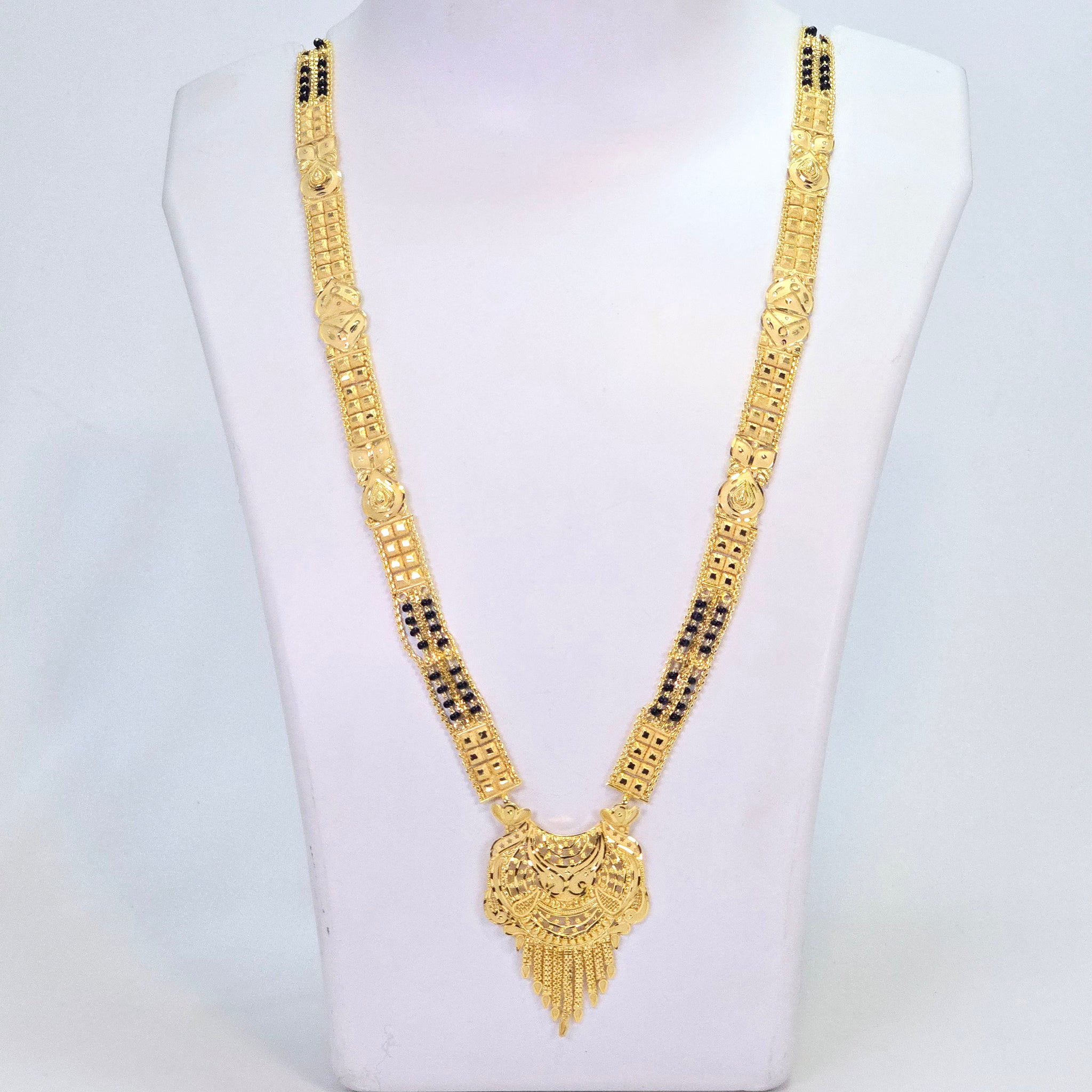 The Uma Goldforming Mangalsutra