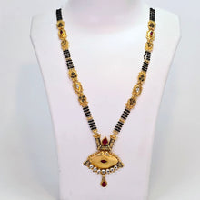 The Daksha Antique Goldforming Mangalsutra