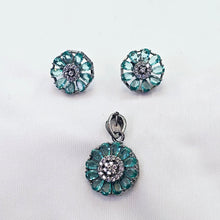 The Zoey Blackgold A.D Pendant Earring