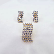 The Maria Yellowgold A.D Pendant Earring