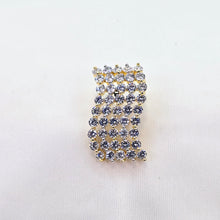 The Maria Yellowgold A.D Pendant Earring