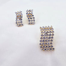 The Maria Yellowgold A.D Pendant Earring