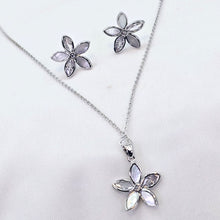 The Nova Whitegold A.D Pendant Earring Set