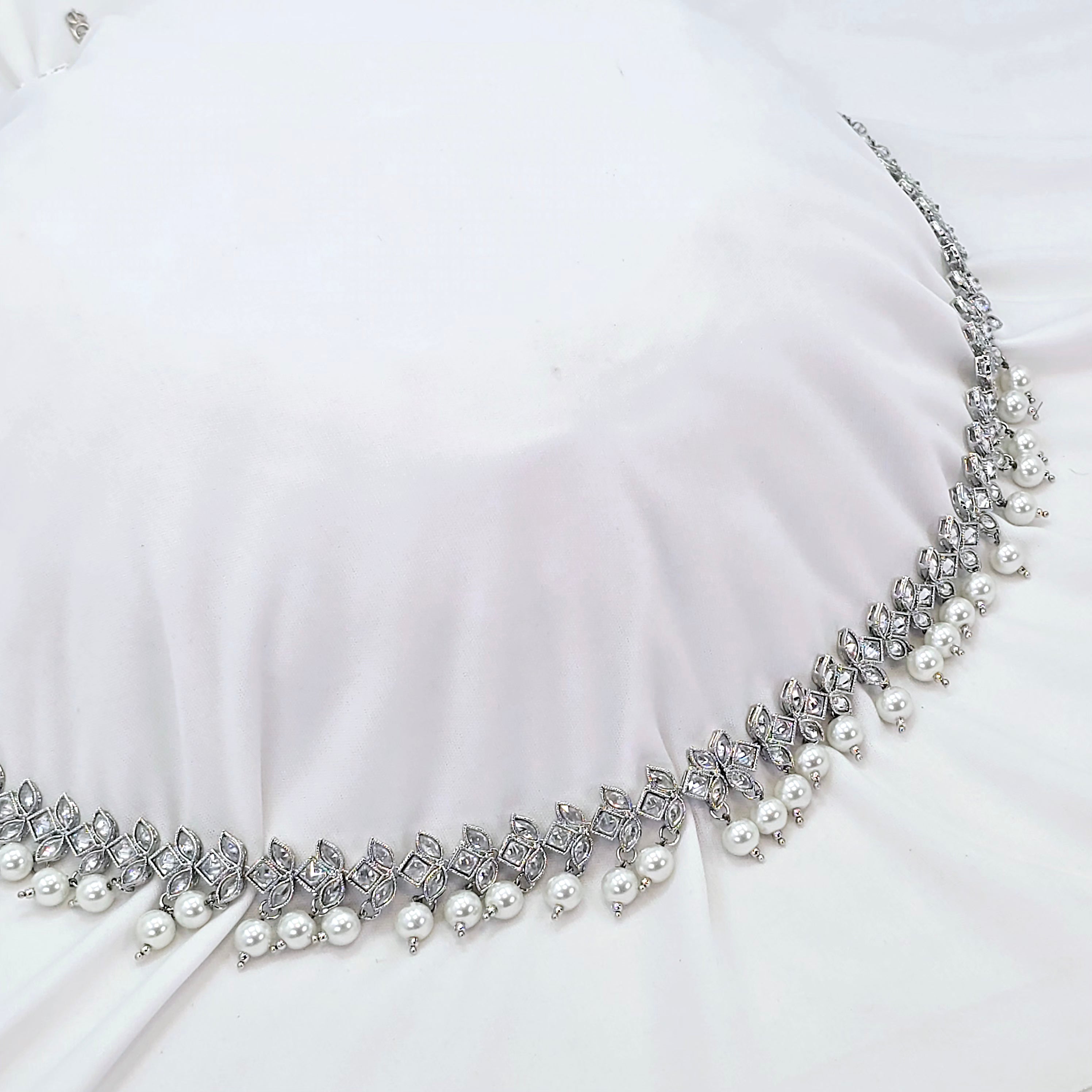 The Ava Whitegold A.D Kamarpatta