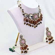 The Jemi Kundan Necklace