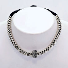 The Margot Oxidized Necklace