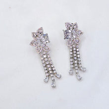 The Athena Whitegold A.D Necklace