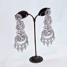 The Renata Whitegold A.D Earring