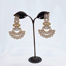 The Leona Yellowgold A.D Earring