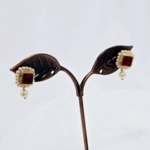 The Manjiri Moti Earring