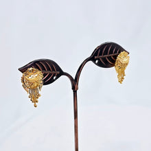 The Manali Goldforming Earring