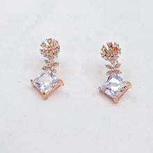 The paloma Rosegold A.D Earring