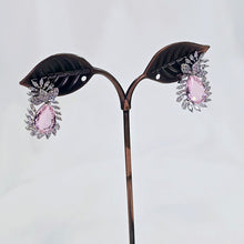 The Winona Whitegold A.D Earring