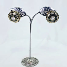 The Sanjita Kundan Earring