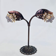 The Reya Yellowgold A.D Earring