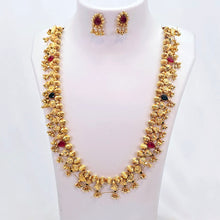 The Ramya Antique Goldforming Saaj