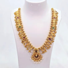 The Priti Antique Goldforming Saaj