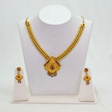 The Anika Antique Goldforming Necklace