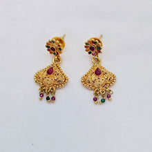 The Anika Antique Goldforming Necklace