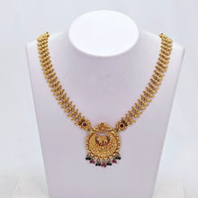 The Aashna Antique Goldforming Necklace