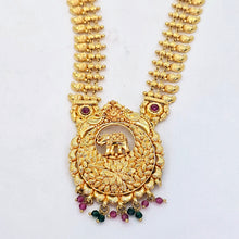The Aashna Antique Goldforming Necklace