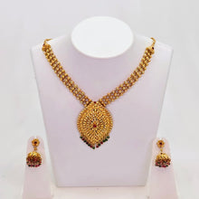 The Anjana Antique Goldforming Necklace