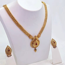 The Anushri Antique Goldforming Necklace