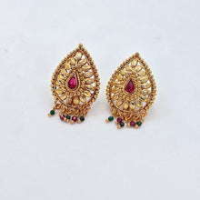 The Anushri Antique Goldforming Necklace