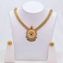 The Ayuya Antique Goldforming Necklace