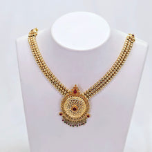 The Ayuya Antique Goldforming Necklace