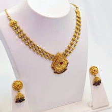 The Jigna Antique Goldforming Necklace