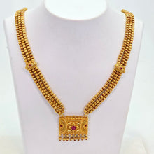 The Madhura Antique Goldforming Necklace
