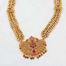 The Nehal Antique Goldforming Necklace