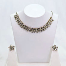 The Zayla Victorian Polish Necklace