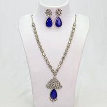 The Livia Victorian Polish Necklace