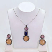 The Meloni Sabyasachi Pendant Earring Set