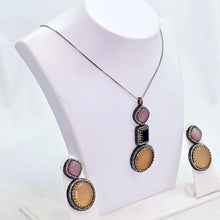 The Meloni Sabyasachi Pendant Earring Set